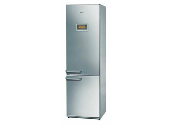Холодильник Bosch KGS39P90